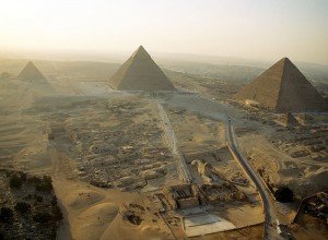  Giza Plateau